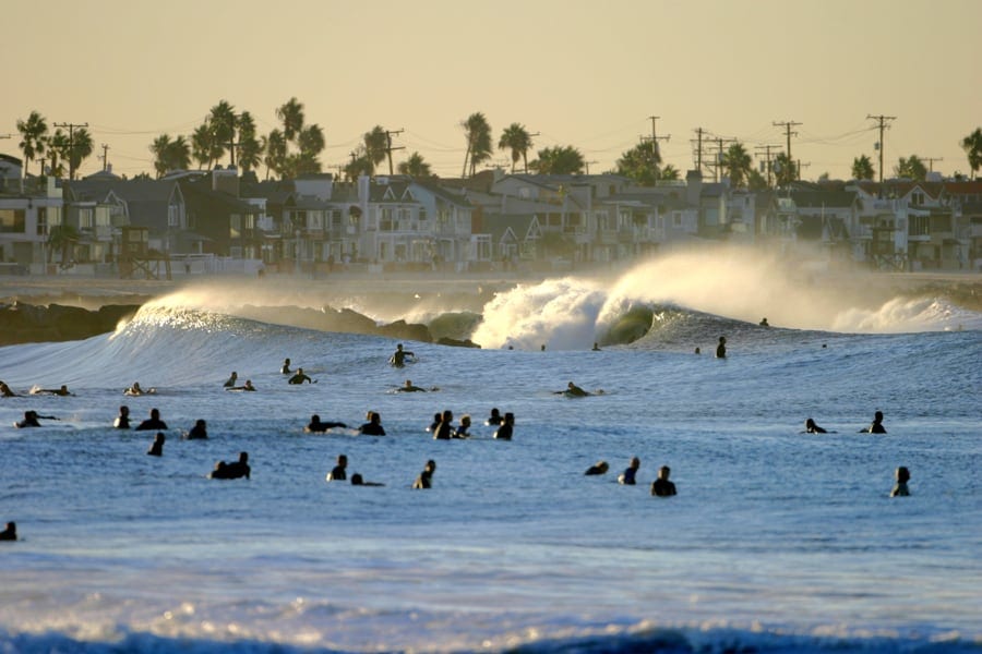 Types of surf breaks - Newport Jetties