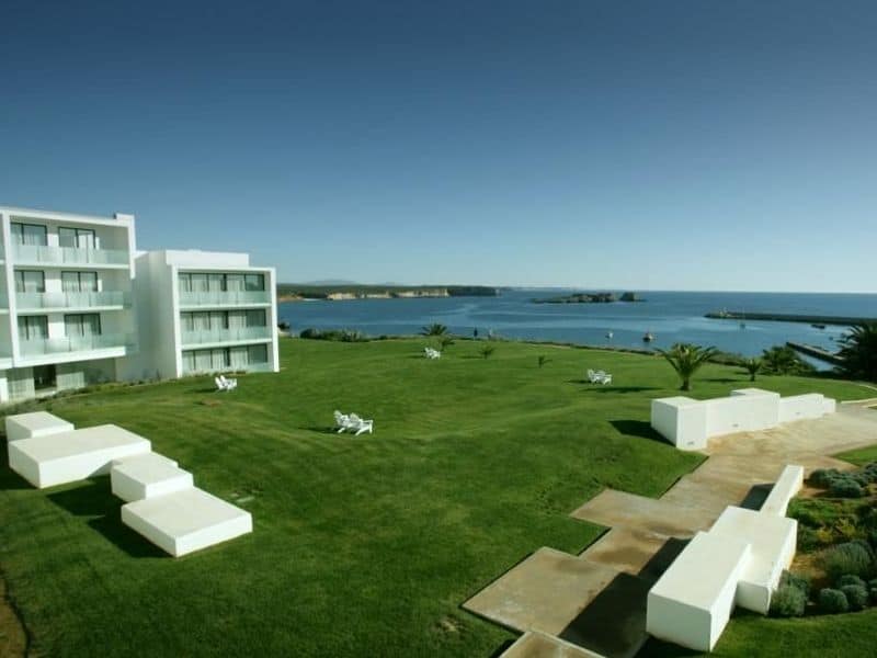 Memmo Baleeira Hotel | surf yoga retreat portugal