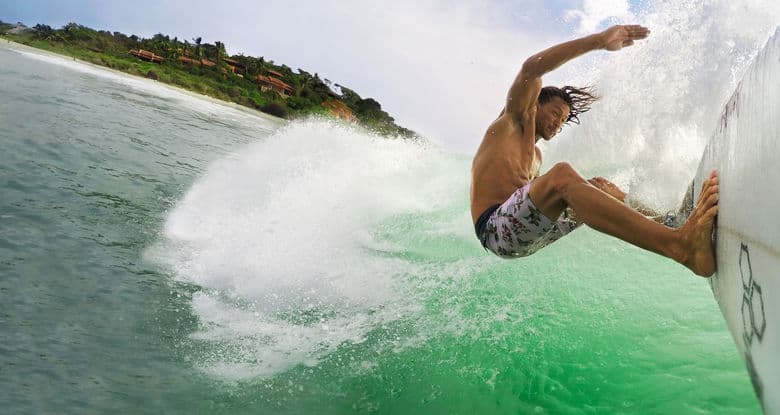 Attach gopro deals to surfboard