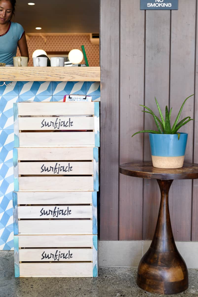 Surfjack Hotel & Swim Club / A Vintage-Inspired Boutique Hotel in Waikiki / Mahina and Sun's