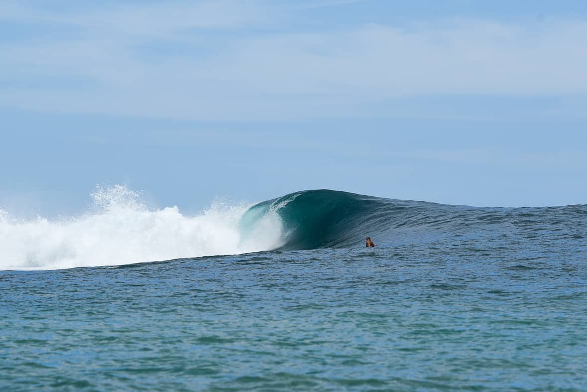 samoa surfing