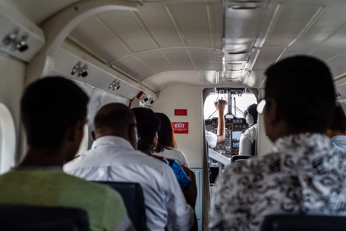 fiji airways plane