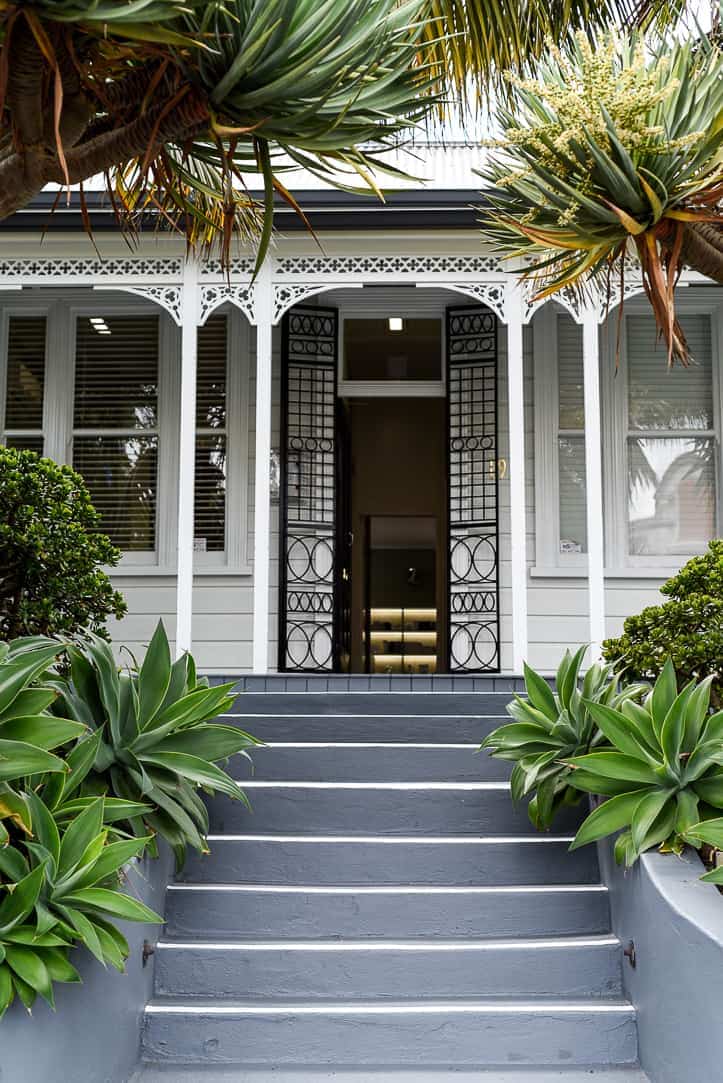 auckland new zealand house entry way