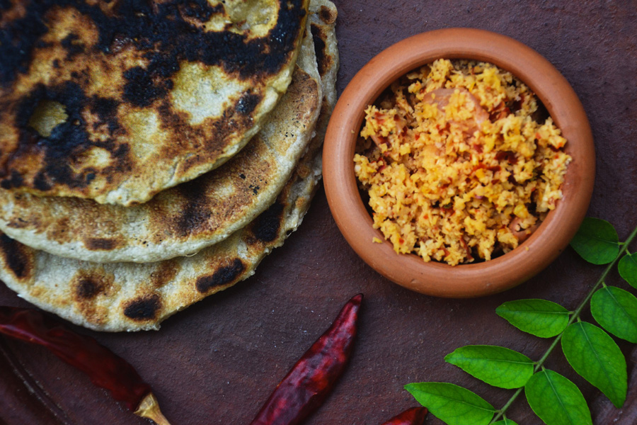 sri lanka food roti and coconut sambal