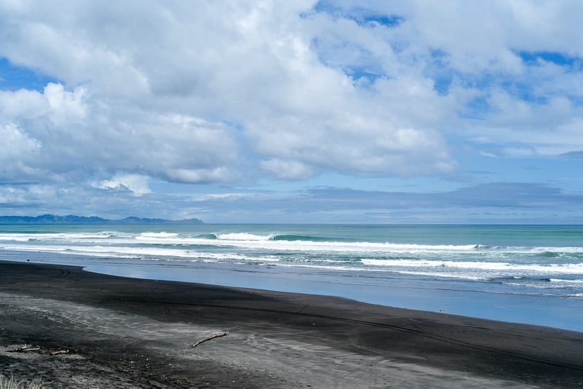 surfing new zealand ruapuke surf