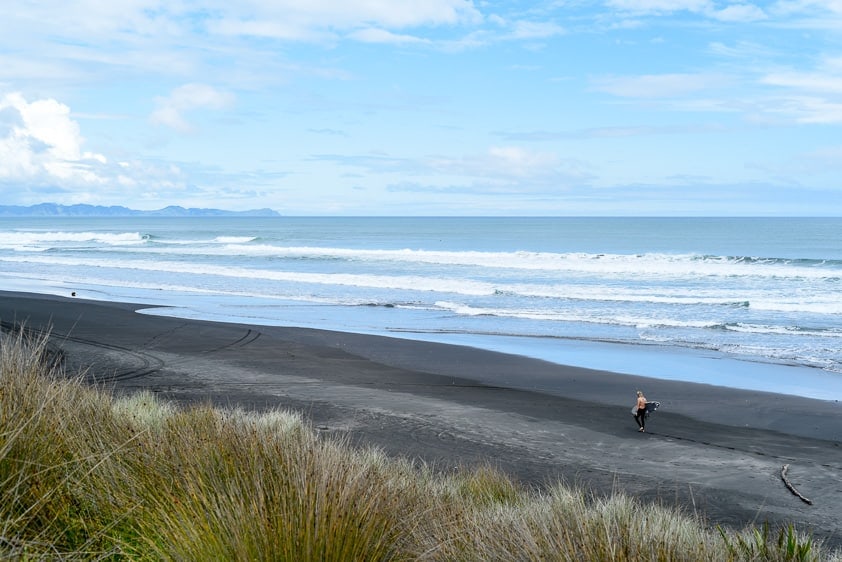 surfing new zealand ruapuke