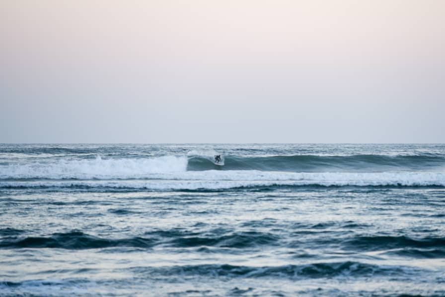 surfing new zealand whangamata surf