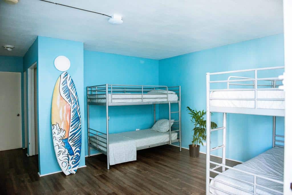 oahu hawaii waikiki hostel