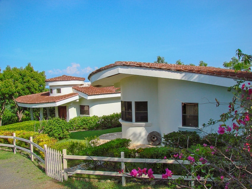 two brothers surf resort nicaragua