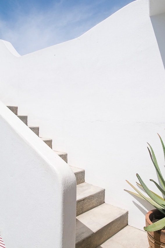 white washed stairway at petit hotel hafa sayulita