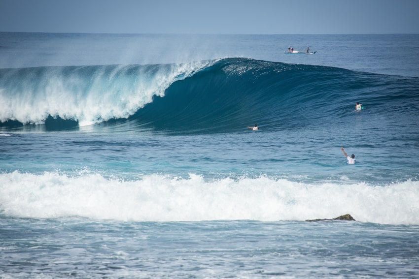 surfing sumatra