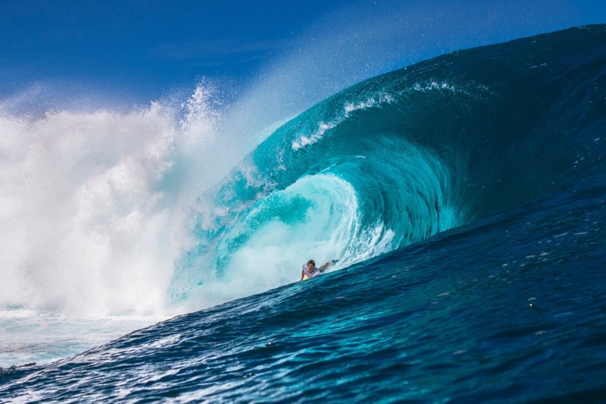 surfing sumatra