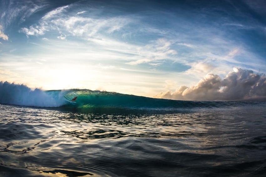 surfing sumatra