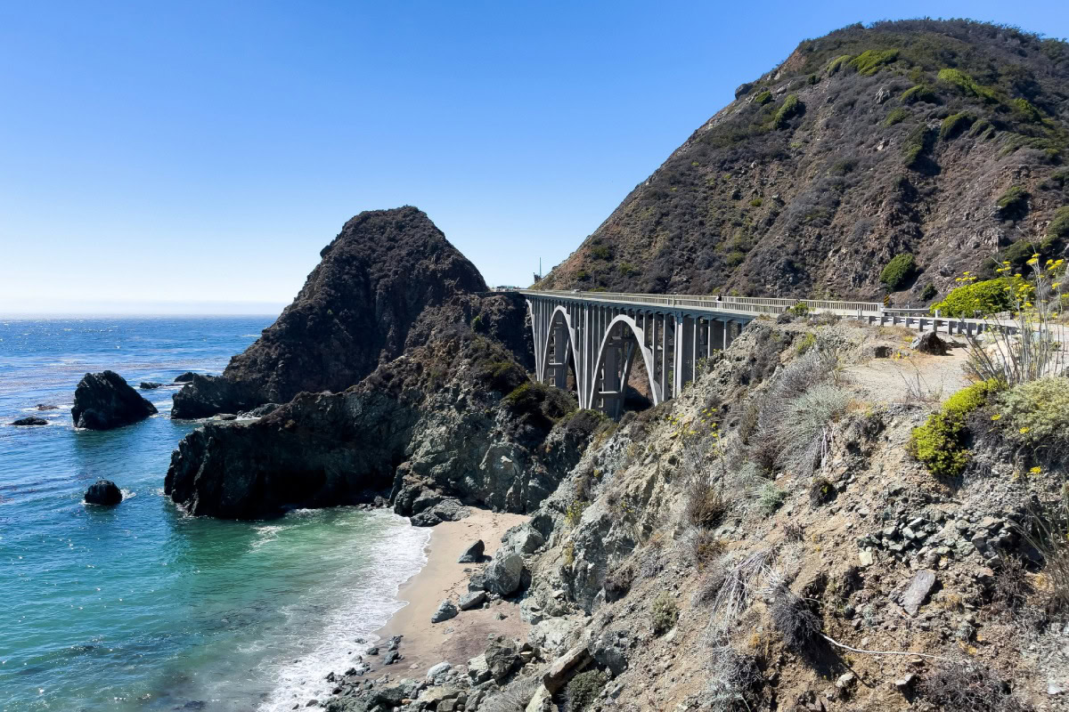 Big Creek Bridge on Highway 1 above rocky California coastline