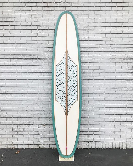 longboard surfboard