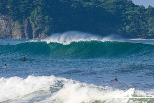 playa guiones surf