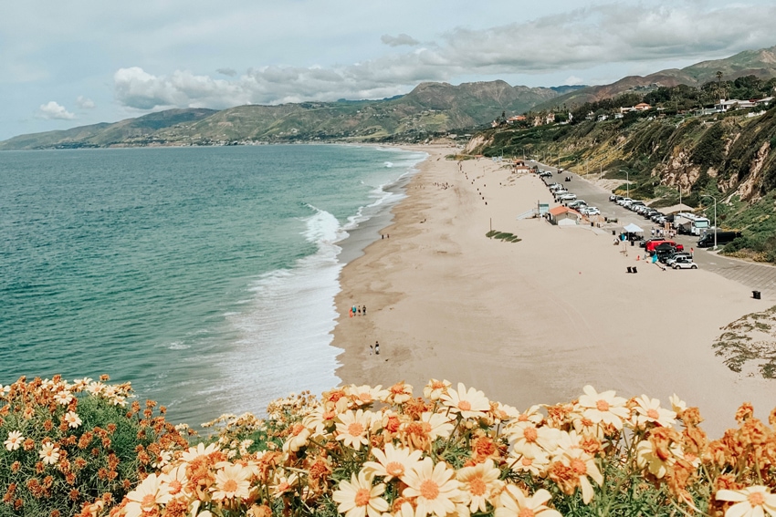 Surf Zuma Beach , Malibu, California