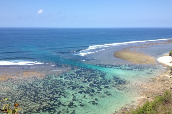rapture surfcamp bali