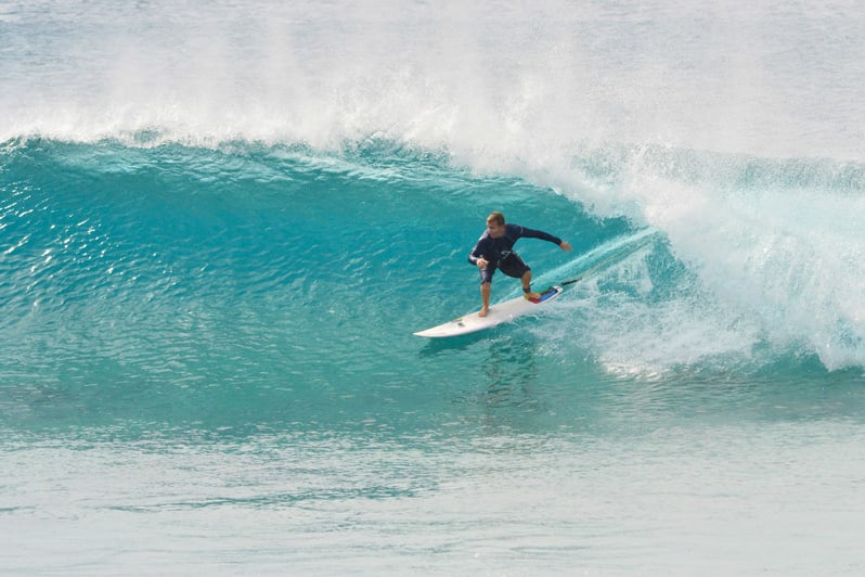 maldives surf