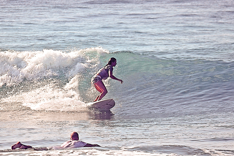 sri lanka surf camp