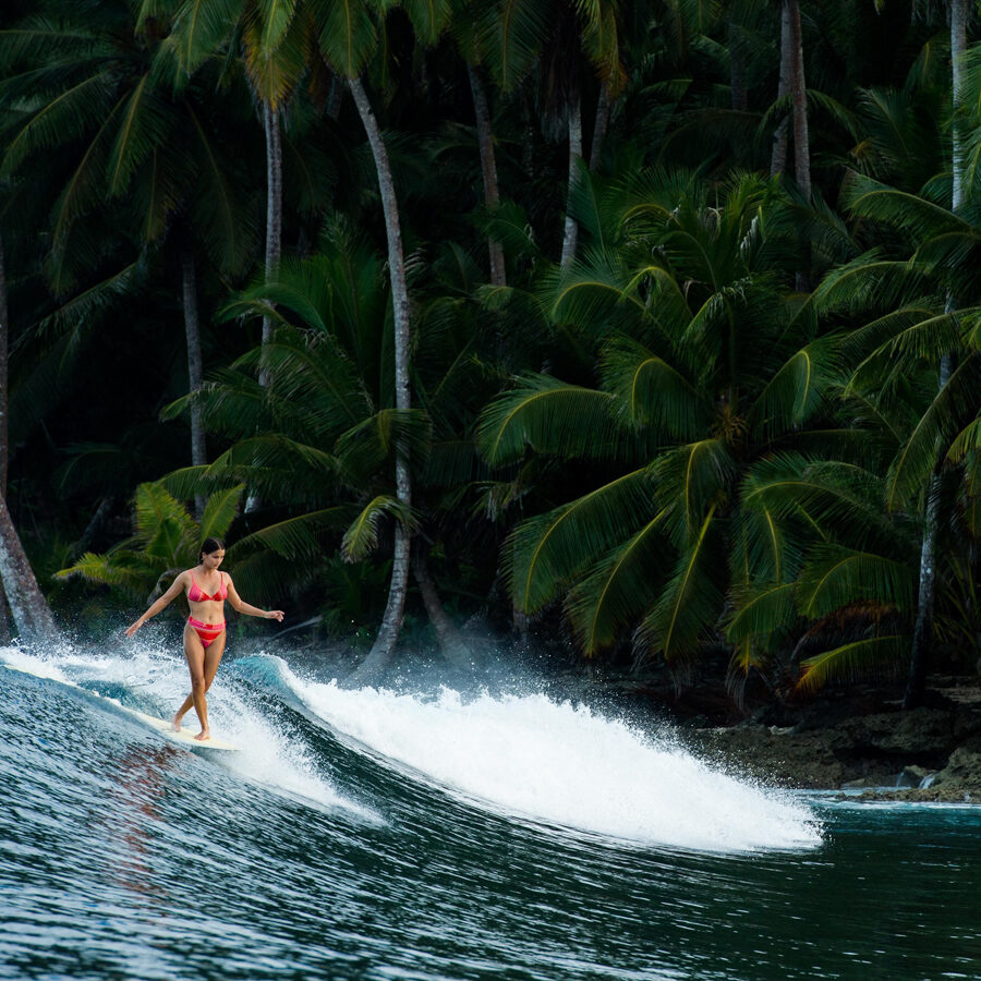 josie prendergast longboarding - wearing Billabong Womens