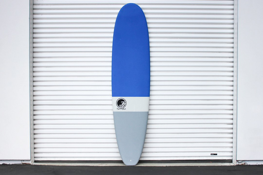 soft top longboard surfboard that is perfect for beginner surfers learning how to surf