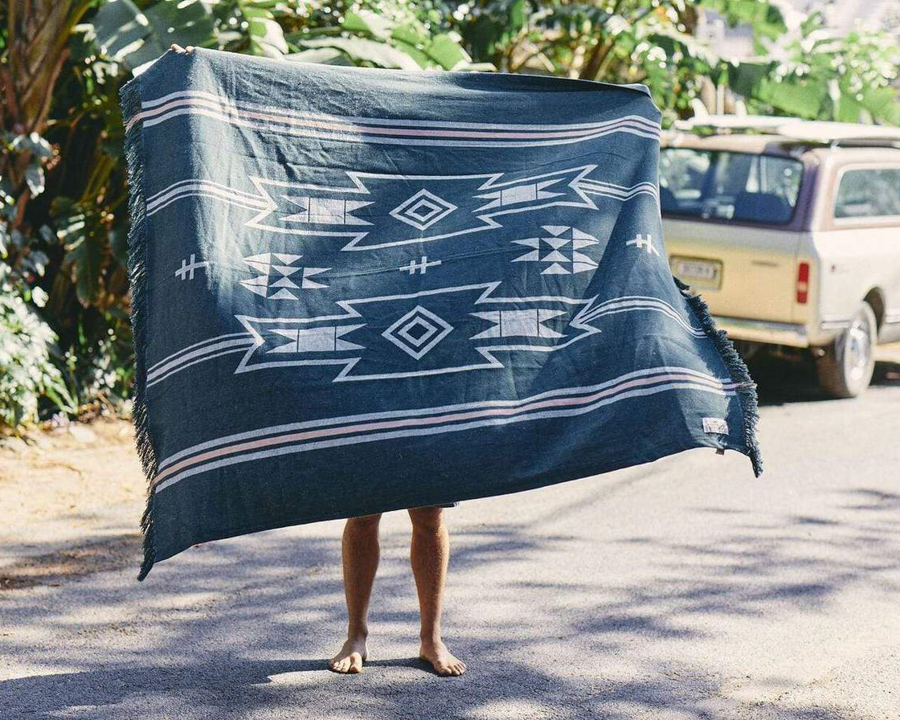 Make an Extra Large Beach Blanket from Towels