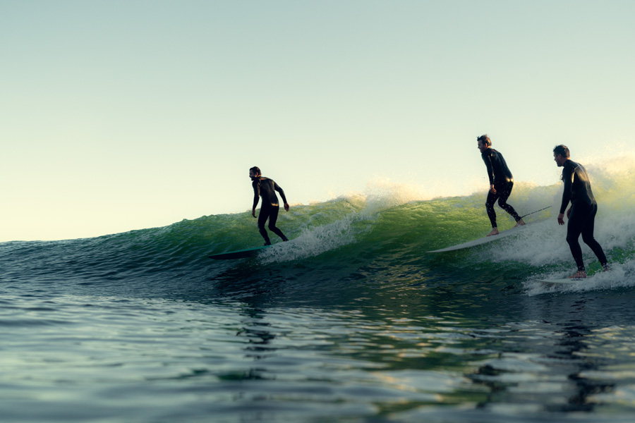 kook move: dropping in on another surfer