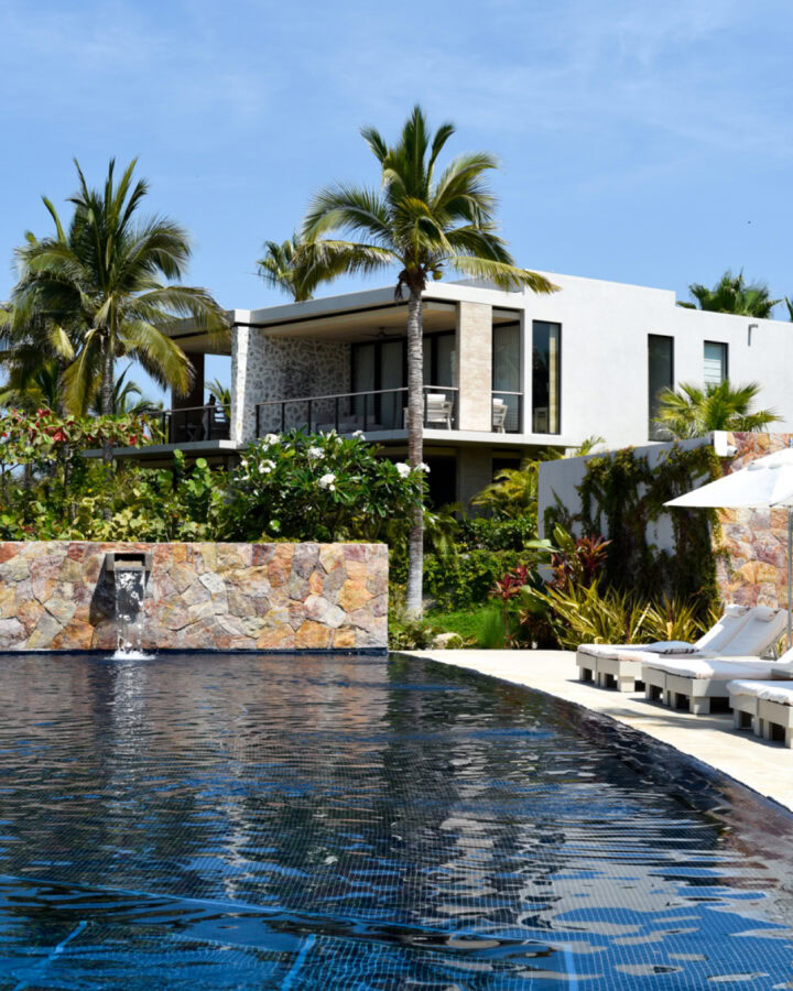 lush palm hotel and villa bookings